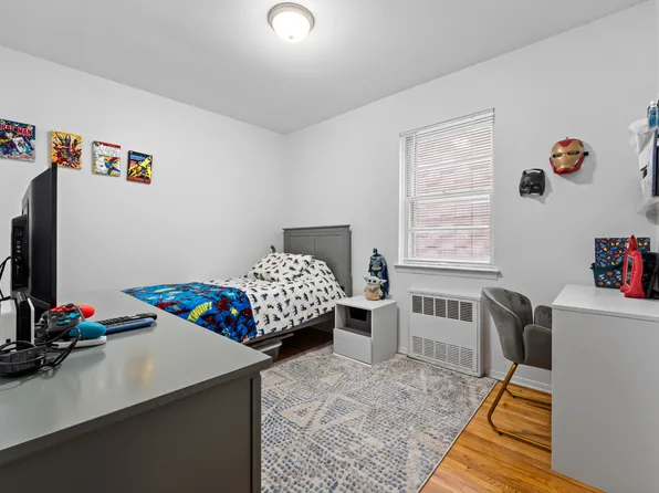 249 Newkirk Avenue image 21 of 37