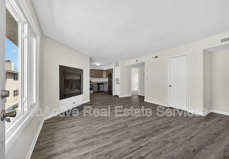 1415 E Ocean View Ave — Photo 3