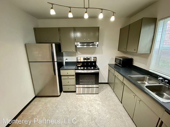 4th image of 622 1st Ave W APT 105