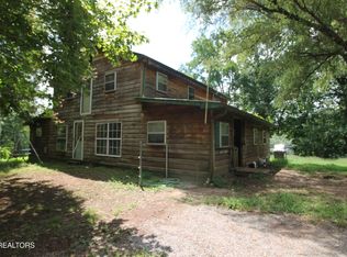 541 Wiggins Rd, Tellico Plains, TN 37385