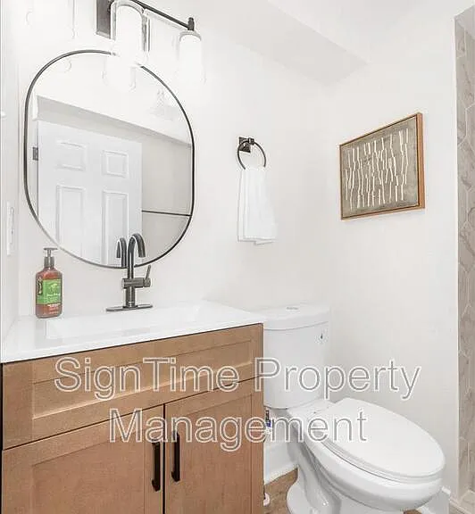 138 E South St — Photo 18