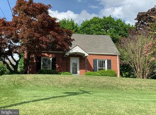 1255 Senseny Rd, Winchester, VA 22602