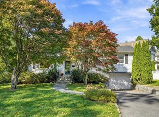 710 Forest Ave, Larchmont, NY 10538