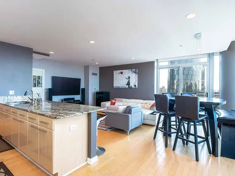737 W Washington Blvd #1508 — Photo 9