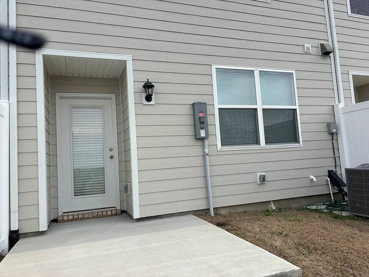 Building Photo - 266 Redhead Ln