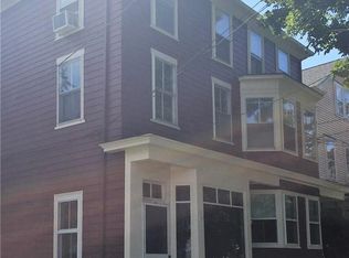 74 Constitution St #2, Bristol, RI 02809