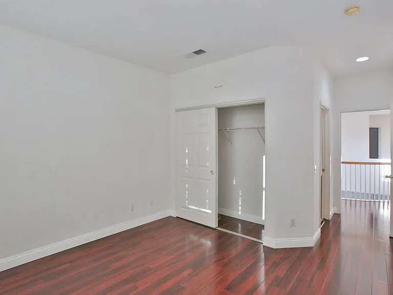 2845 Sawgrass Dr — Photo 15