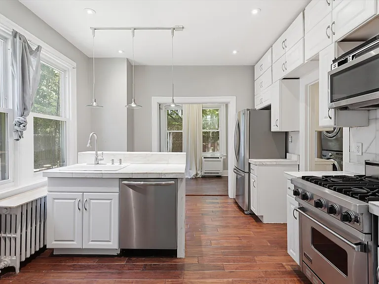4130 Military Rd NW — Photo 8