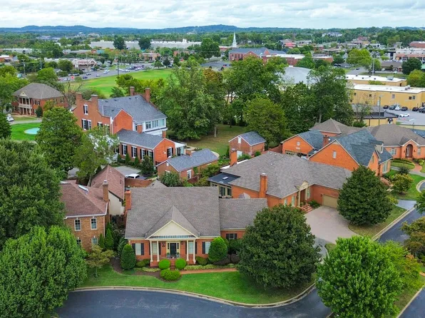 101 Carriage Ln, Hendersonville, TN 37075