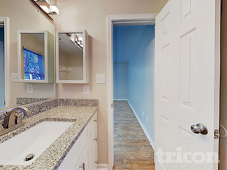 266 Sweet Martha Dr — Photo 10