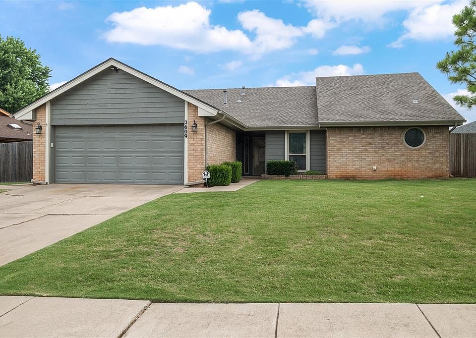 1st image of 2609 Countrywood Ln
