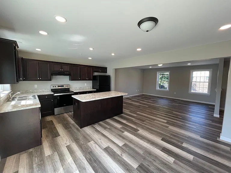 251 McCaskey Ave — Photo 5