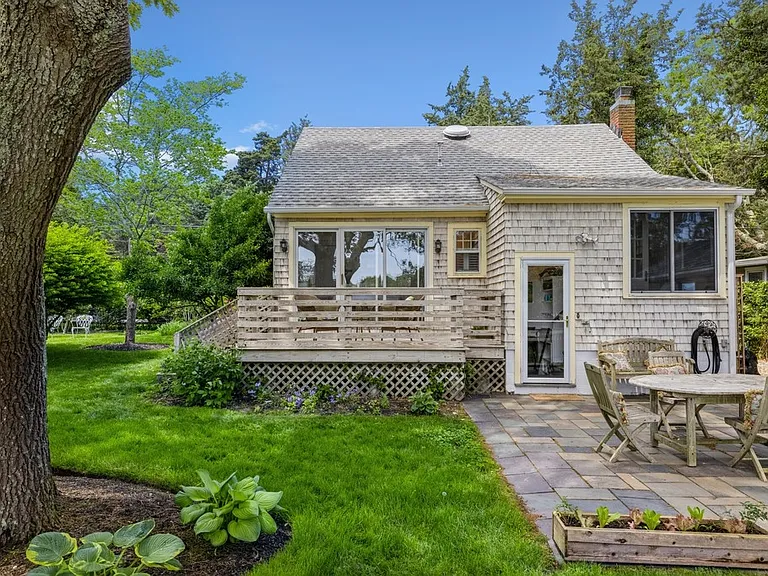 64 Towd Point Rd — Photo 5