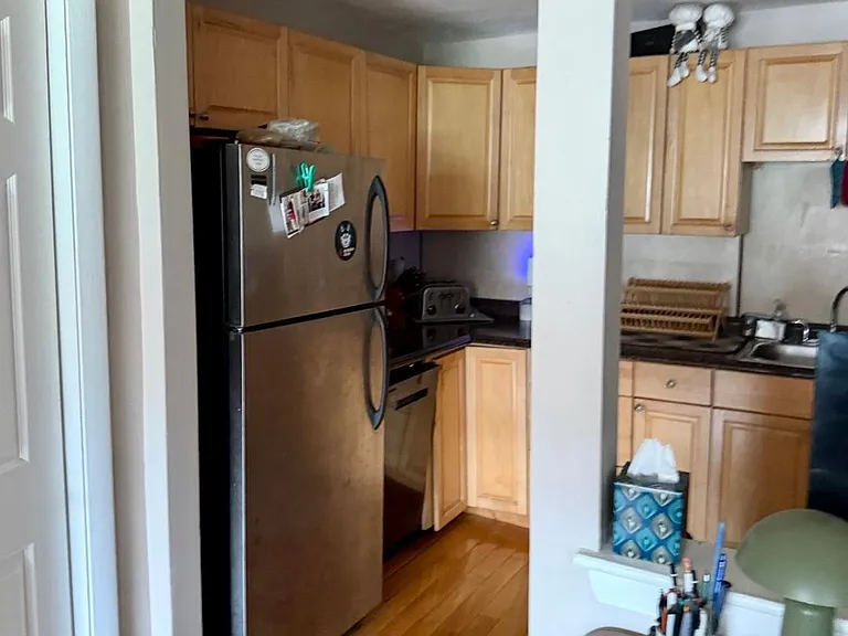 274 Washington Street — Photo 2