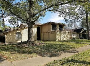 3722 Montvale Dr, Houston, TX 77059