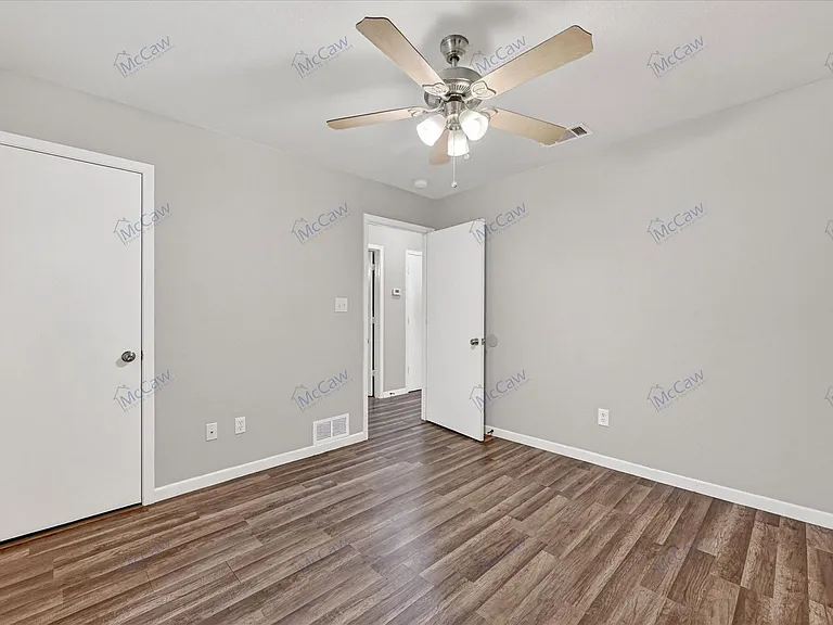 2312 Gilmer St — Photo 8