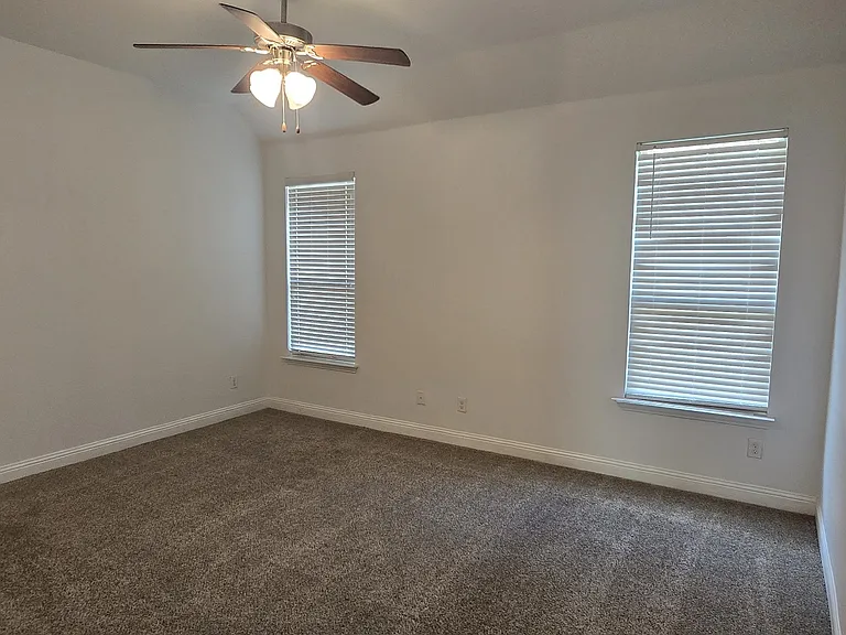 624 Calliopsis St — Photo 18