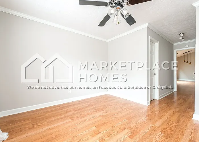 2733 Saint Charles Ln NW — Photo 15