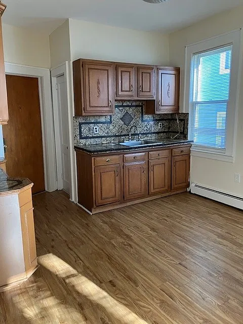 Building Photo - 433 Lanza Ave #3