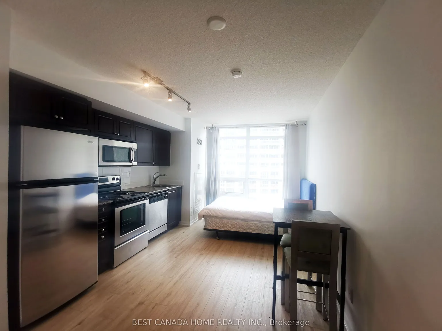 Studio, $1,950 — Photo 2