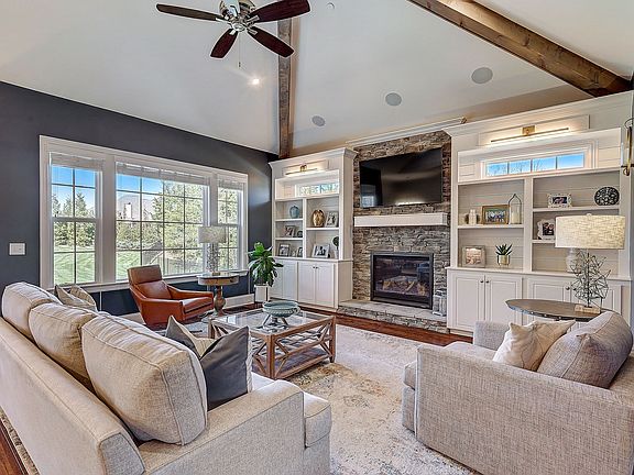 5th image of 301 Conoga Dr