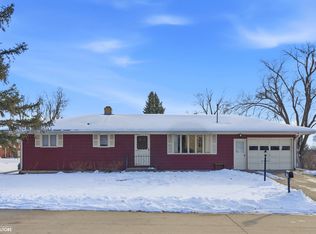 515 Hickory Ter, Keokuk, IA 52632