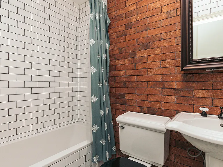 73 Jefferson St #4L — Photo 11