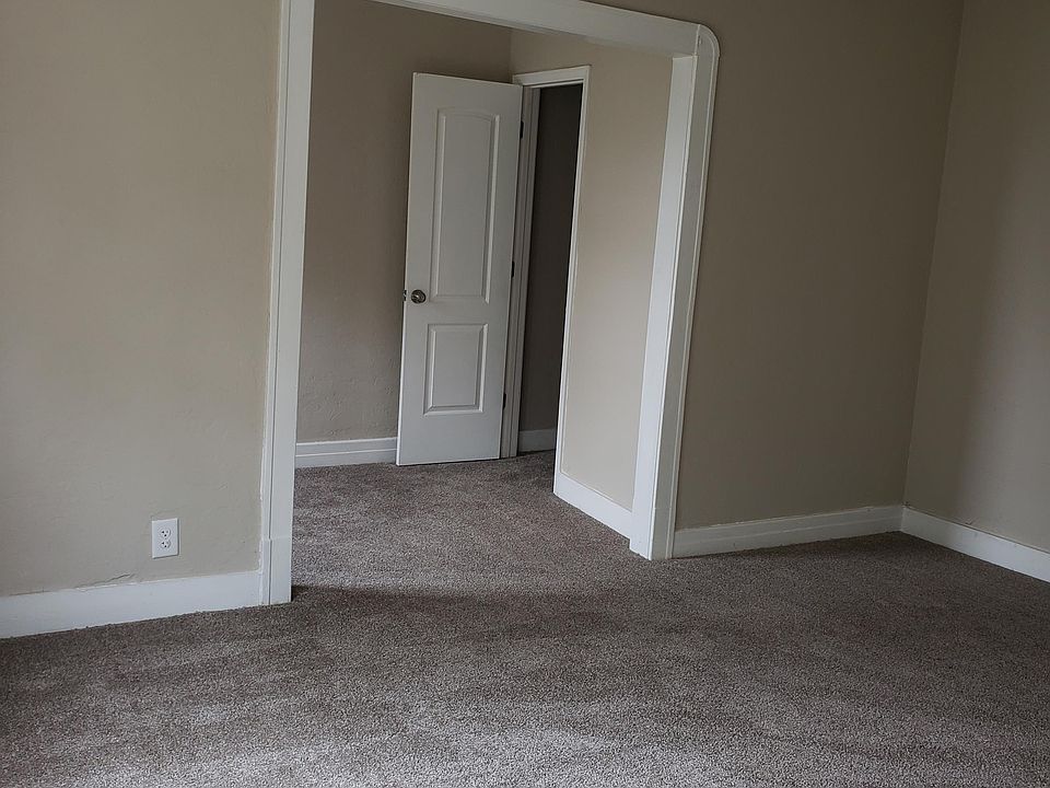 1st image of 15000 Euclid Ave #16921154