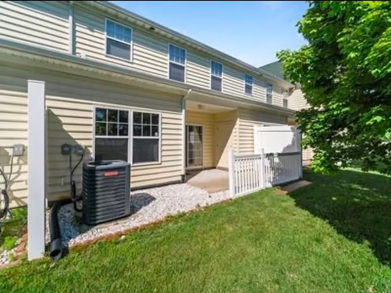 305 Adams Creek Rd — Photo 20