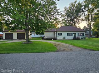 6305 Ervin St, Marlette, MI 48453