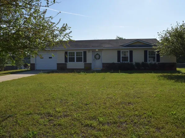 205 Pineridge Rd, Taylor, AL 36301