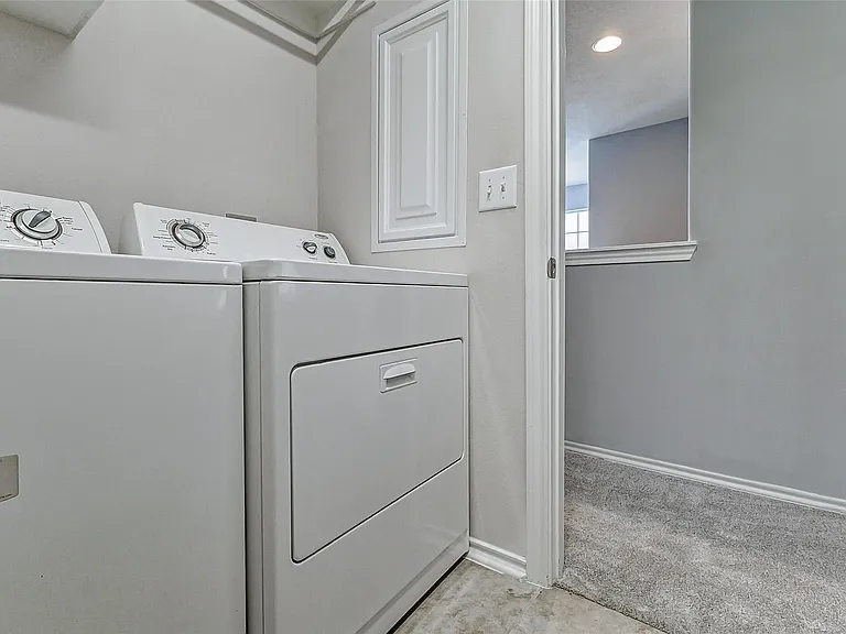 24522 Folkstone Cir — Photo 18