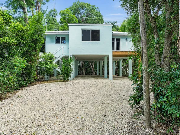 241 Lignumvitae Dr, Key Largo, FL 33037