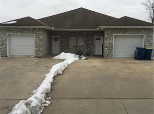 619 Davis St, Liberty, MO 64068
