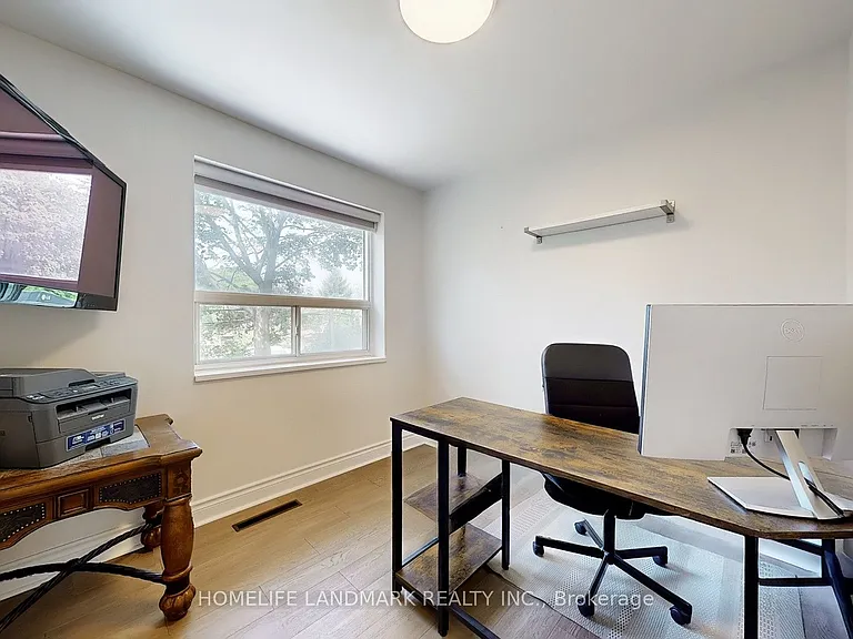 30 Paperbirch Dr — Photo 12