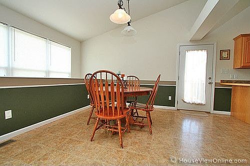 5th image of 676 Pleasant Lake Dr