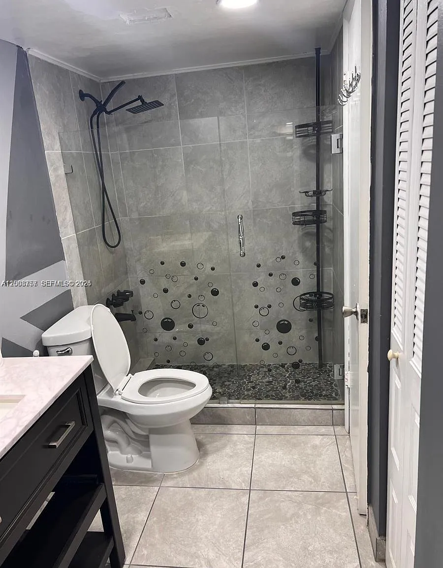 Montecarlo Condo — Photo 4