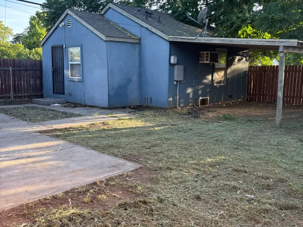 282 Santiago Ave #B, Sacramento, CA 95815