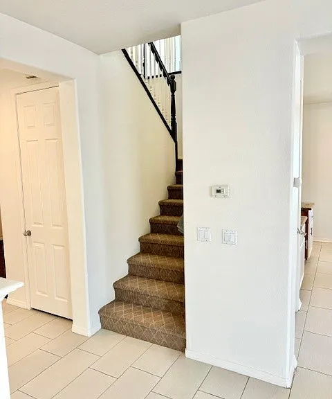 1562 Cheshire Dr — Photo 13