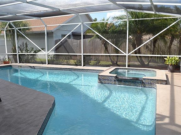 5th image of 2110 Dill Dr