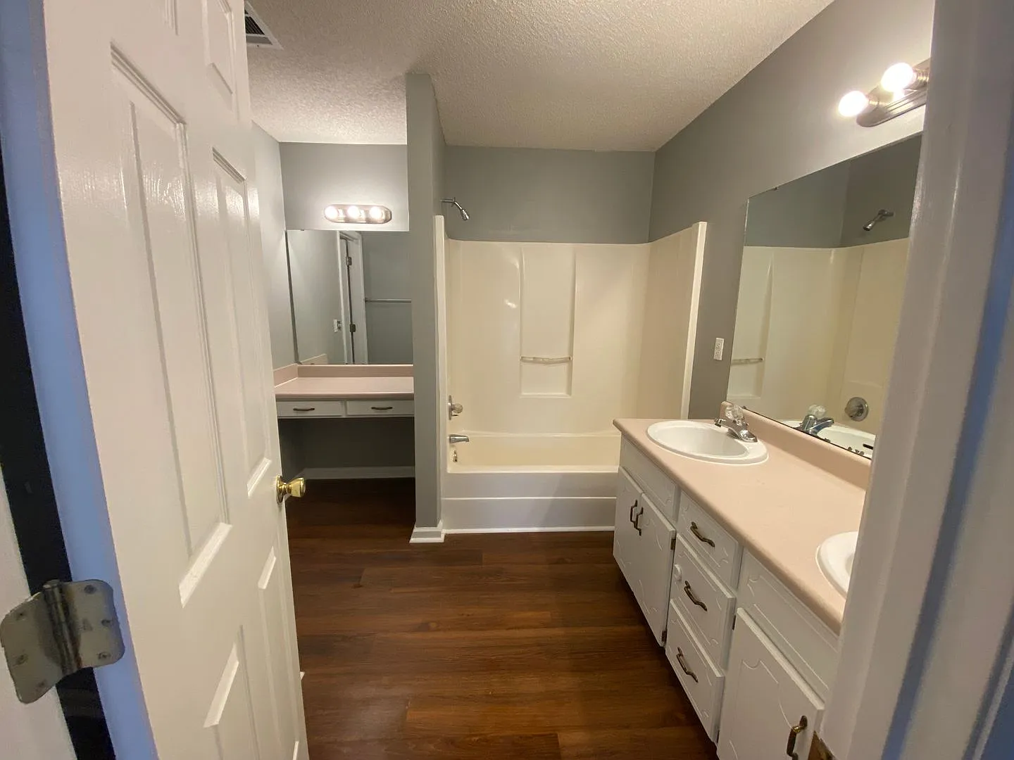 3928 Laurelbrook Drive — Photo 3