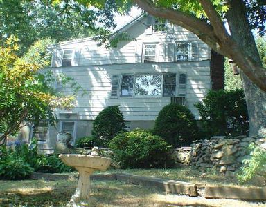 32 Woodledge Road, Stamford, CT, 06907