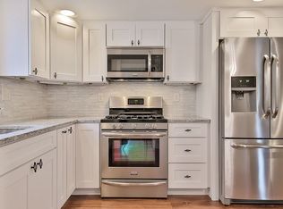 619 Main St, Boxford, MA 01921