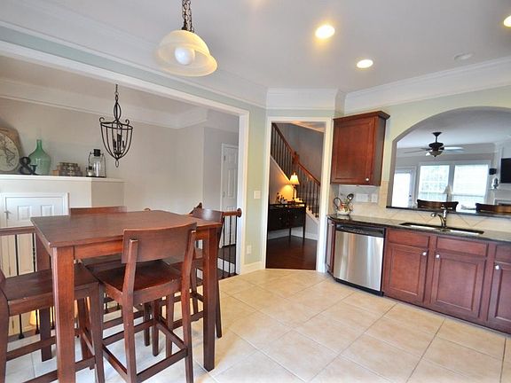 4th image of 2583 Speer Ct SE #13