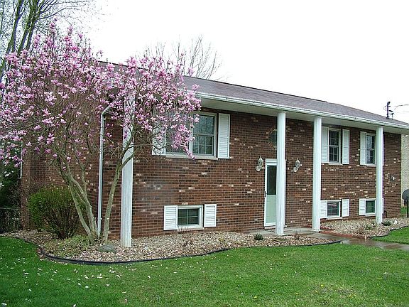 3rd image of 17 Karen St