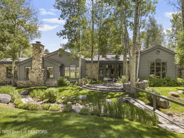 50 Huckleberry Dr, Jackson, WY 83001