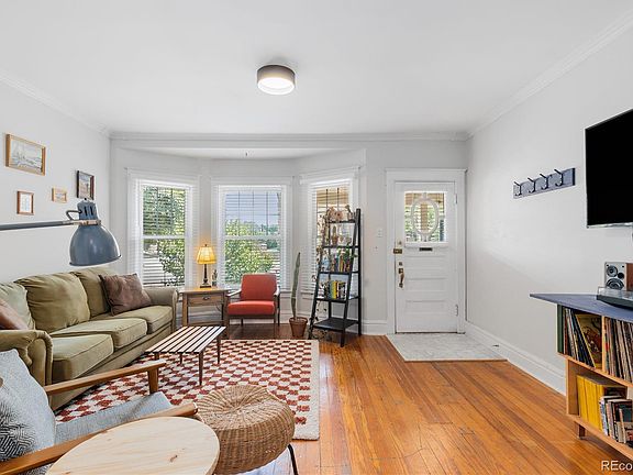 5th image of 579 N Pennsylvania Street
