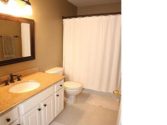 2nd Bathroom