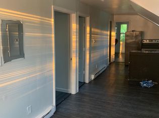 101 11th St #2, Troy, NY 12180
