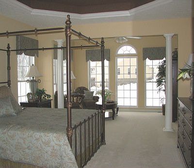 Master Suite w sitting rm